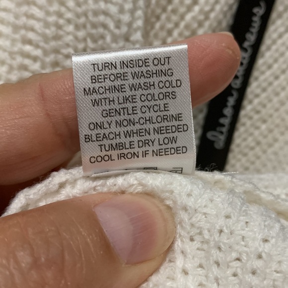 2/$20 Alison Andrews L Ribbed Sweater - Picture 10 of 10